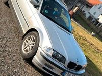 Gebraucht BMW 320 136 PS (100 kW) 2001 Silber Kombi
