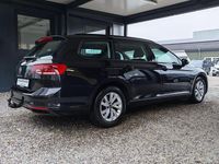Gebraucht VW Passat 150 PS (110 kW) 2022 Schwarz Limousine