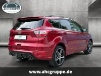 Gebraucht Ford Kuga ST-Line 150 PS (110 kW) 2019 Rot SUV