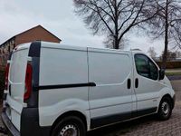 Gebraucht Renault Trafic 145 PS (106 kW) 2010 Weiß Van / Kleinbus