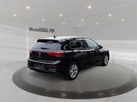 Gebraucht VW Golf VIII Life 131 PS (96 kW) 2023 Schwarz Limousine