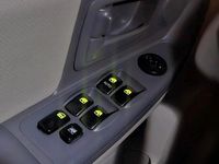 Gebraucht Kia Cerato 109 PS (80 kW) 2006 Schwarz Kleinwagen