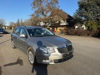 Gebraucht Skoda Superb Active 160 PS (117 kW) 2012 Beige Kombi