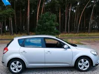 Gebraucht Kia Ceed Edition 7 125 PS (91 kW) 2012 Silber Kleinwagen