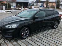 Gebraucht Ford Focus ST-Line 122 PS (89 kW) 2022 Blau Kombi