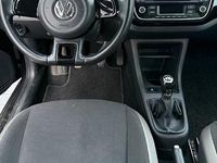 Second-hand VW up! 75 CP (55 kW) 2013 Negru Hatchback