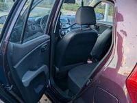 Gebraucht Hyundai i10 69 PS (50 kW) 2012 Violet Kleinwagen