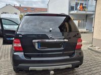 Gebraucht Mercedes ML280 190 PS (139 kW) 2006 Schwarz SUV