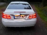 Gebraucht Mercedes E220 170 PS (125 kW) 2011 Weiß Coupé