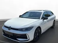 Gebraucht VW Passat R-line 150 PS (110 kW) 2025 Pure white Kombi