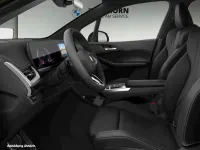 Gebraucht BMW 220 Active Tourer M Sport 170 PS (125 kW) 2025 Grün Van / Kleinbus