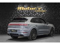 Gebraucht Porsche Cayenne 470 PS (345 kW) 2024 Grau SUV