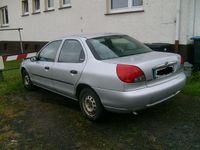 Gebraucht Ford Mondeo 90 PS (66 kW) 1997 Silber Limousine