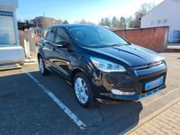 Gebraucht Ford Kuga Individual 182 PS (133 kW) 2015 Schwarz SUV