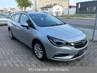 Gebraucht Opel Astra Edition 136 PS (100 kW) 2016 Andere Kombi
