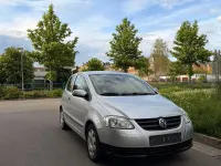 Gebraucht VW Fox 75 PS (55 kW) 2004 Grau Kleinwagen
