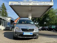 Gebraucht Skoda Roomster Scout 86 PS (63 kW) 2012 Silber Kombi
