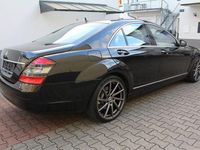 Gebraucht Mercedes S500 387 PS (284 kW) 2007 Schwarz Limousine