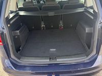 Gebraucht VW Touran Comfortline 110 PS (80 kW) 2016 Blau Van / Kleinbus