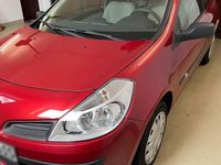 Gebraucht Renault Clio III Expression 75 PS (55 kW) 2006 Rot Kleinwagen