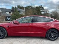 Gebraucht Tesla Model 3 253 kW (345 PS) 2019 Rot Limousine