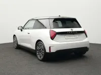 Używany Mini Cooper Classic 135 kW (184 KM) 2024 Biały Hatchback