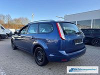 Gebraucht Ford Focus 101 PS (74 kW) 2010 Blau Limousine
