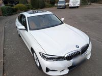 Gebraucht BMW 320 184 PS (135 kW) 2020 Weiß Limousine