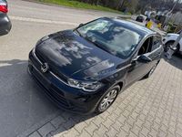 Gebraucht VW Polo Life 95 PS (69 kW) 2025 Deep black perleffekt Kleinwagen