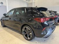 Używany Cupra Leon 150 KM (110 kW) 2025 Czarny Sedan/Limuzyna