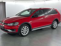 Gebraucht VW Golf Alltrack 184 PS (135 kW) 2017 Tornadorot Kombi