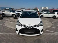 Gebraucht Toyota Yaris Basis 69 PS (50 kW) 2014 Weiß Kleinwagen