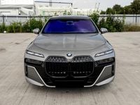 Gebraucht BMW 740 M Sport 286 PS (210 kW) 2025 Grau Limousine