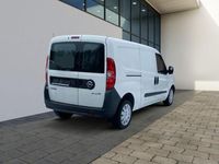 Usata Opel Combo 105 CV (77 kW) 2012 Bianco Monovolume