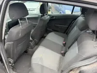 Gebraucht Opel Astra 105 PS (77 kW) 2006 Schwarz Limousine