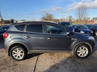 Gebraucht Ford Kuga Titanium 136 PS (100 kW) 2010 Grau SUV