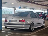 Gebraucht BMW 528 Shadowline 193 PS (141 kW) 1998 Silber Limousine
