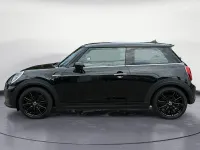 Gebraucht Mini Cooper SE Classic 135 kW (184 PS) 2023 Schwarz Kleinwagen