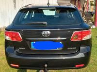 Gebraucht Toyota Avensis Edition 147 PS (108 kW) 2011 Schwarz Kombi