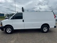 Gebraucht Chevrolet Express 266 PS (195 kW) 2022 Weiß Van / Kleinbus