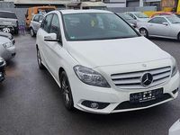 Gebraucht Mercedes B180 122 PS (89 kW) 2013 Calcitweiss  unilack Van / Kleinbus