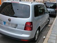 Gebraucht VW Touran 140 PS (102 kW) 2008 Silber Van / Kleinbus