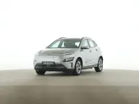 Gebraucht Hyundai Kona Select 100 kW (136 PS) 2023 Silber SUV