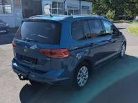 Gebraucht VW Touran Comfortline 110 PS (80 kW) 2016 Caribbean blue Van / Kleinbus