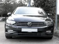 Gebraucht VW Passat Business 150 PS (110 kW) 2023 Grau Kombi