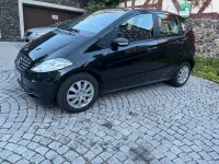 Używany Mercedes A150 Classic 95 KM (69 kW) 2004 Czarny Hatchback