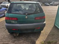 Gebraucht Alfa Romeo 145 103 PS (75 kW) 1995 Grün Kleinwagen