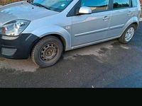 Gebraucht Ford Fiesta 69 PS (50 kW) 2007 Grau Kleinwagen