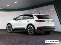 Gebraucht Audi Q4 e-tron S-Line 219 kW (299 PS) 2023 Weiss / gletscherweiss (metallic) SUV