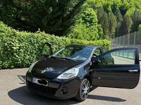 Second-hand Renault Clio II Expression 75 CP (55 kW) 2011 Negru Hatchback